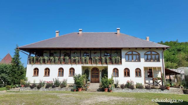 Mănăstirea Cașva