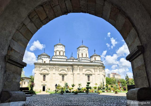 Mănăstirea Golia