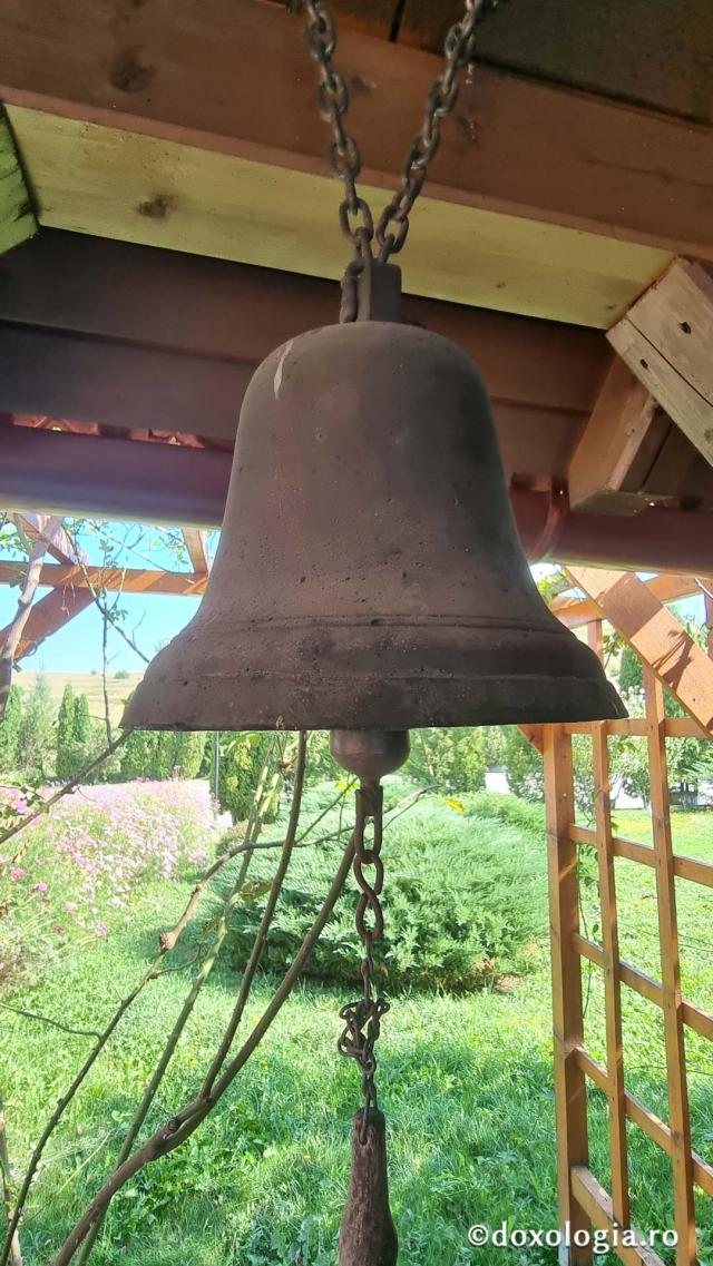 Mănăstirea „Sfântul Mare Mucenic Gheorghe” – Bunești