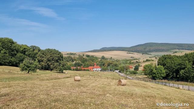 Mănăstirea „Sfântul Mare Mucenic Gheorghe” – Bunești