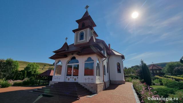 Mănăstirea „Sfântul Mare Mucenic Gheorghe” – Bunești