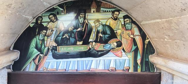 Mormântul Sfântului Cuvios Sava cel Nou din Kalymnos - Mănăstirea „Tuturor Sfinților” din Kalymnos