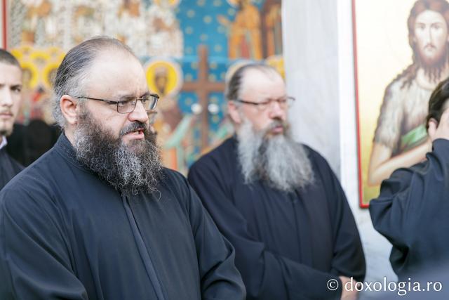 Priveghere în cinstea Sfintei Teodora de la Sihla la Mănăstirea Sihăstria