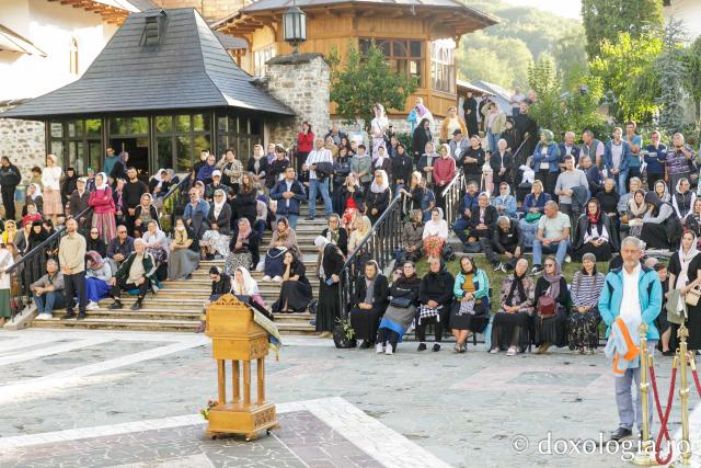 Priveghere în cinstea Sfintei Teodora de la Sihla la Mănăstirea Sihăstria