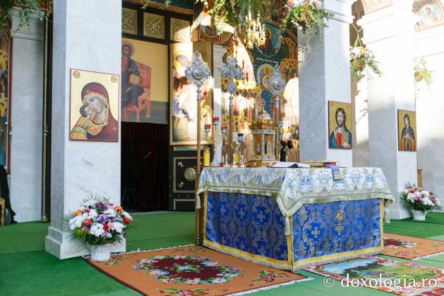 Priveghere în cinstea Sfintei Teodora de la Sihla la Mănăstirea Sihăstria