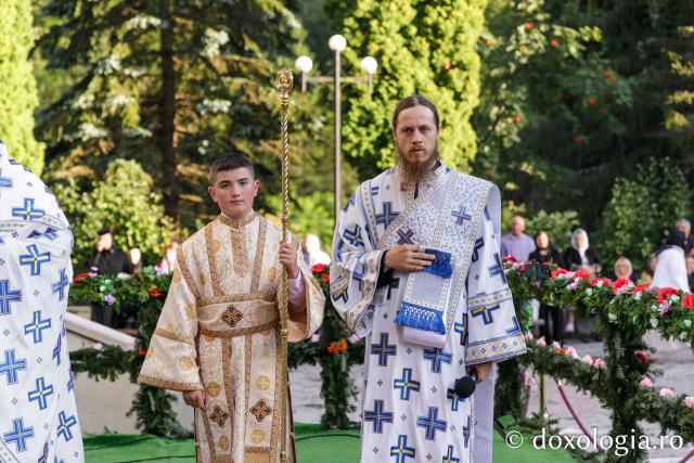 Priveghere în cinstea Sfintei Teodora de la Sihla la Mănăstirea Sihăstria