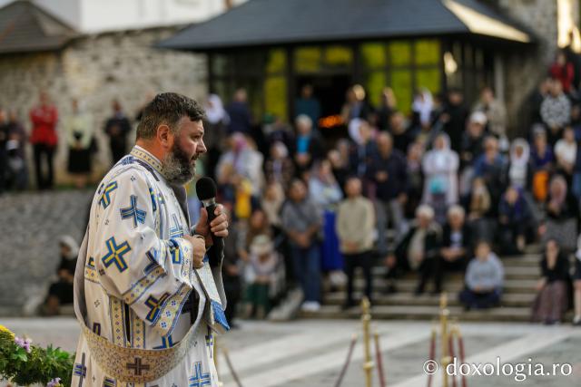 Priveghere în cinstea Sfintei Teodora de la Sihla la Mănăstirea Sihăstria