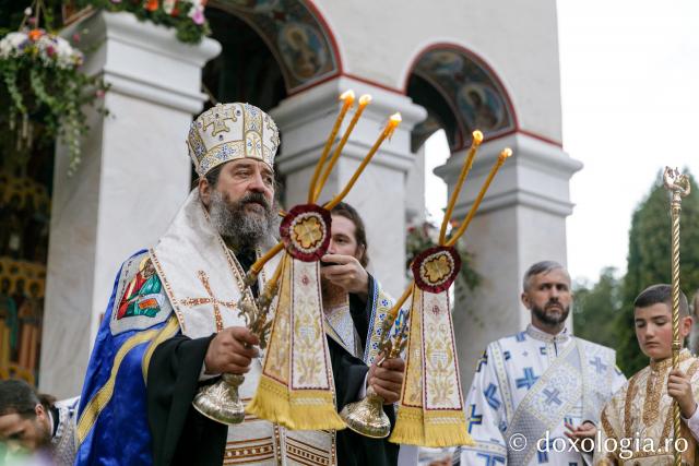 Priveghere în cinstea Sfintei Teodora de la Sihla la Mănăstirea Sihăstria