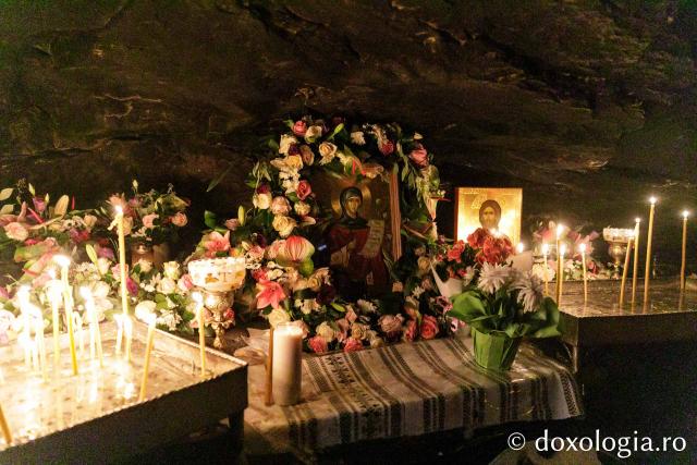 Procesiune la Mănăstirea Sihla în cinstea Sfintei Cuvioase Teodora