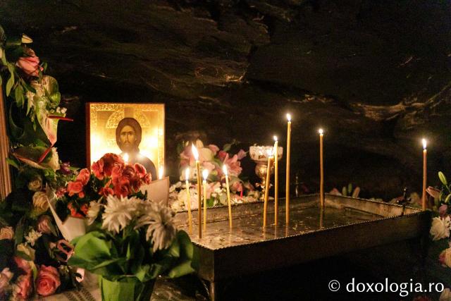 Procesiune la Mănăstirea Sihla în cinstea Sfintei Cuvioase Teodora