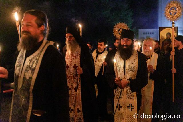 Procesiune la Mănăstirea Sihla în cinstea Sfintei Cuvioase Teodora