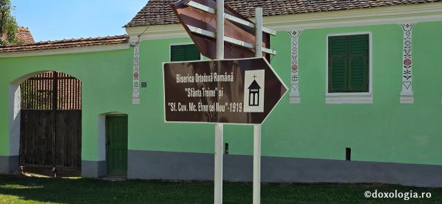 Biserica Ortodoxă Română „Sfânta Treime” și „Sfântul Efrem cel Nou” din Viscri