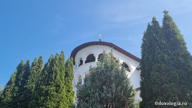 Mănăstirea „Naşterea Sfântului Ioan Botezătorul” Antonești