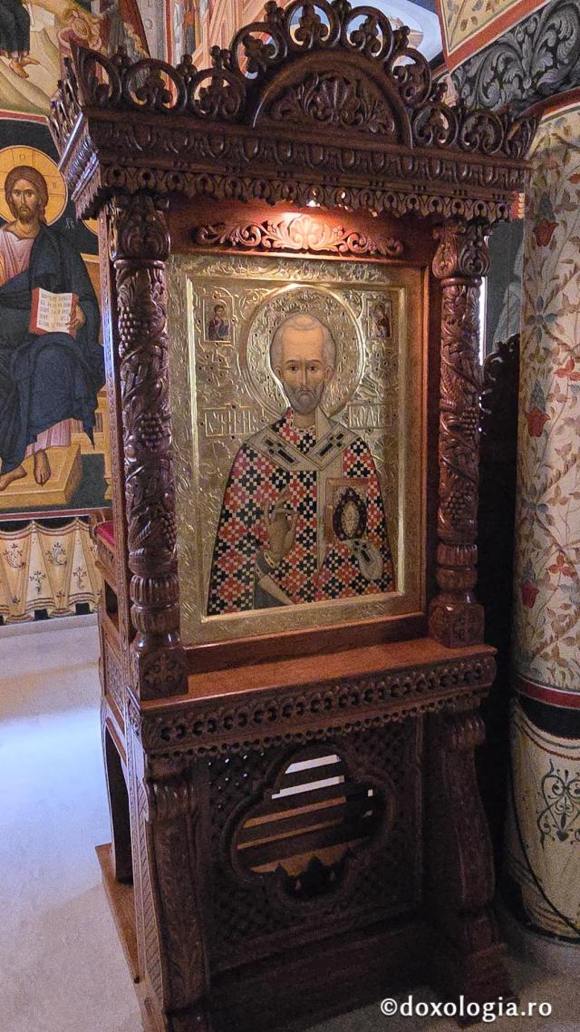 Mănăstirea Arnota