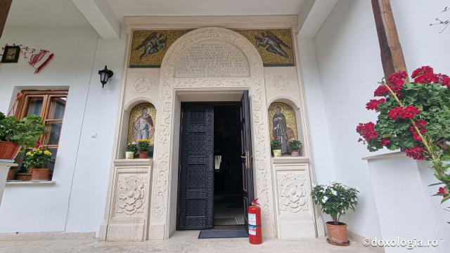 Mănăstirea Arnota
