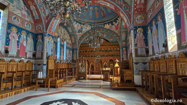 Paraclisul nou - Mănăstirea Brâncoveanu de la Sâmbăta de Sus