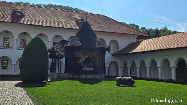 Mănăstirea Brâncoveanu de la Sâmbăta de Sus