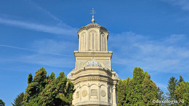Mănăstirea Curtea de Argeș