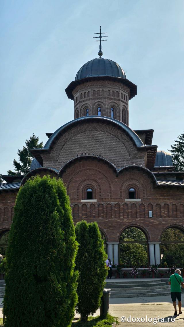 Catedrala Arhiepiscopală de la Curtea de Argeș