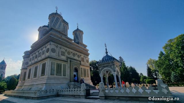 Mănăstirea Curtea de Argeș