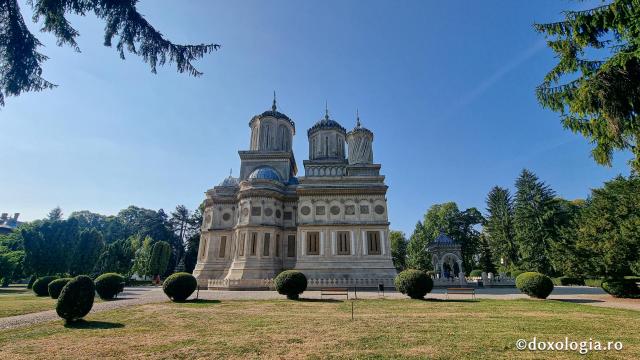 Mănăstirea Curtea de Argeș