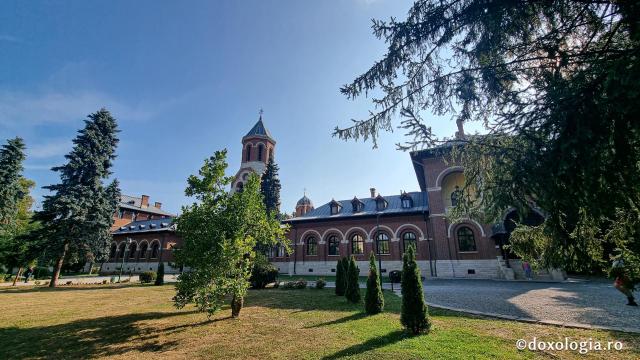 Mănăstirea Curtea de Argeș