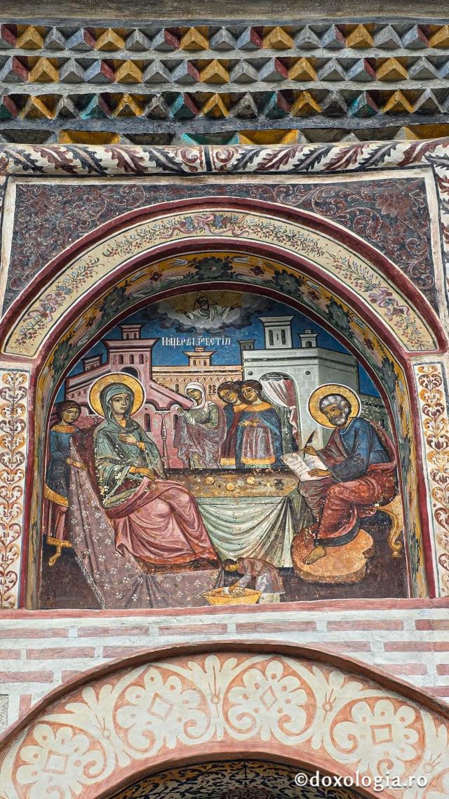Mănăstirea Dintr-un Lemn - Biserica de piatră