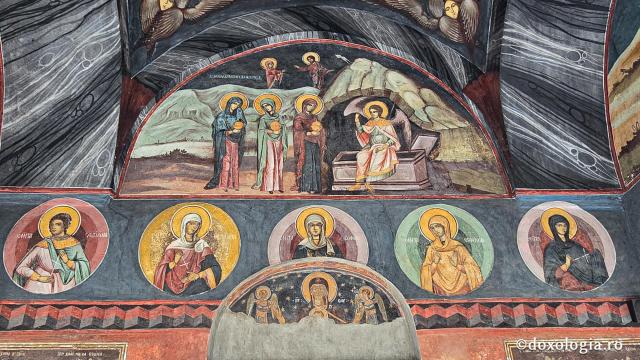 Mănăstirea Dintr-un Lemn - Biserica de piatră