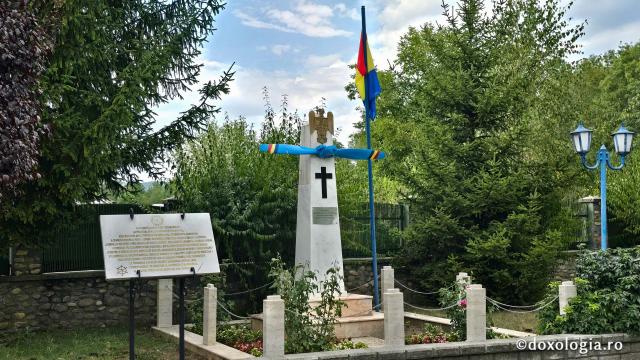 Mănăstirea Dintr-un Lemn
