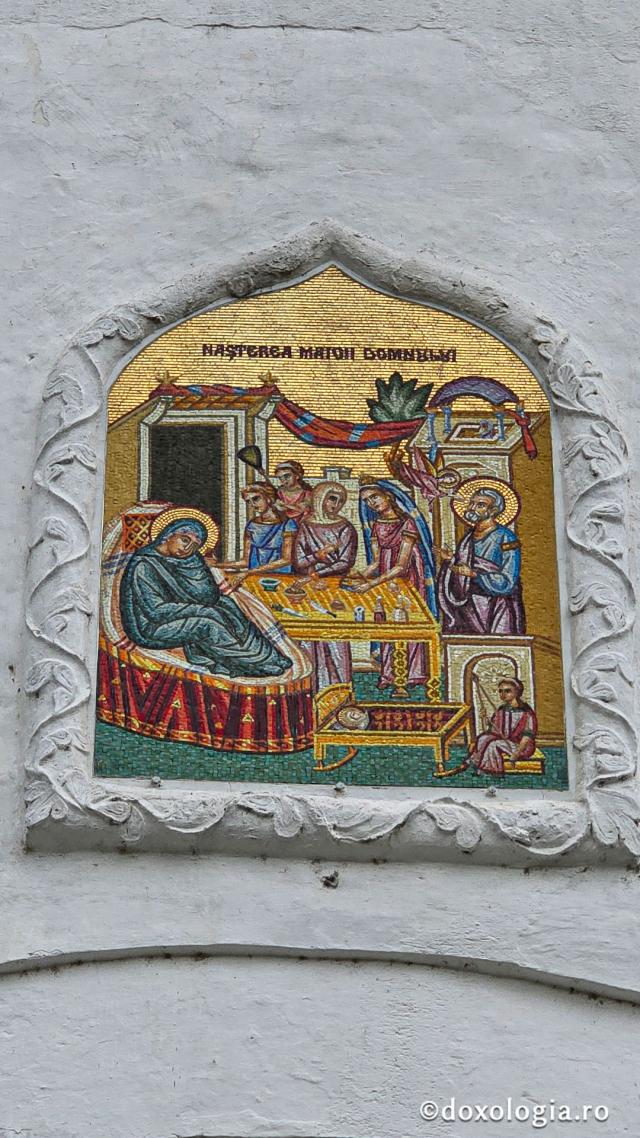 Mănăstirea Dintr-un Lemn