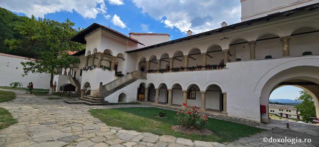 Mănăstirea Hurezi, cea mai importantă ctitorie a domnitorului martir Constantin Brâncoveanu / Foto: Bogdan Zamfirescu Mănăstirea Hurezi