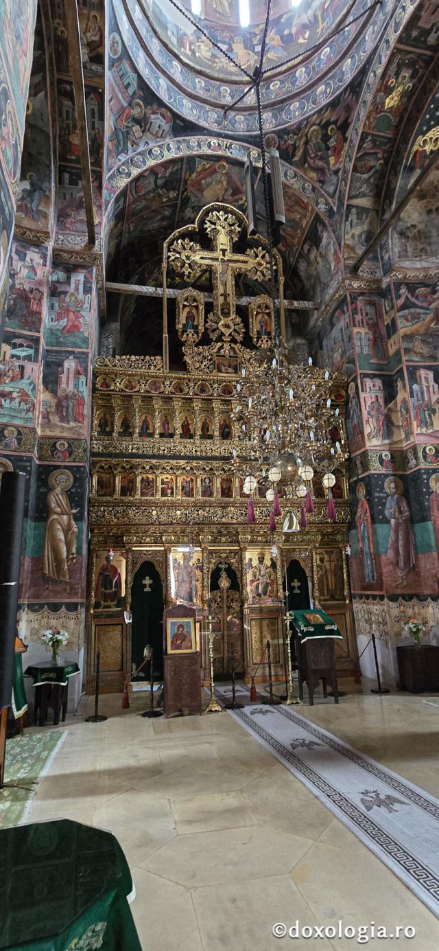 Mănăstirea Hurezi, cea mai importantă ctitorie a domnitorului martir Constantin Brâncoveanu / Foto: Bogdan Zamfirescu Mănăstirea Hurezi