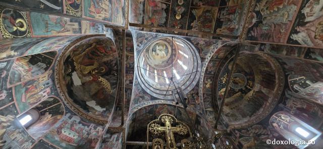 Mănăstirea Hurezi, cea mai importantă ctitorie a domnitorului martir Constantin Brâncoveanu / Foto: Bogdan Zamfirescu Mănăstirea Hurezi