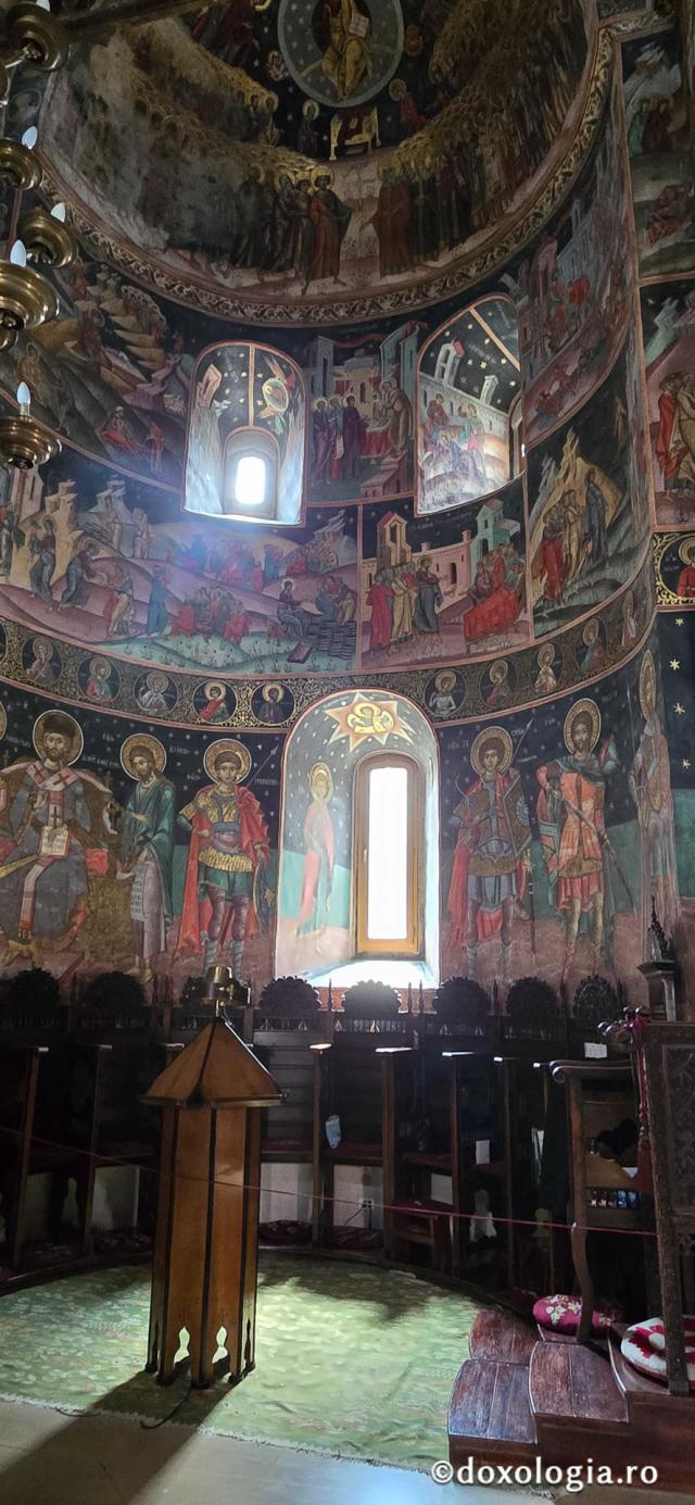 Mănăstirea Hurezi, cea mai importantă ctitorie a domnitorului martir Constantin Brâncoveanu / Foto: Bogdan Zamfirescu Mănăstirea Hurezi