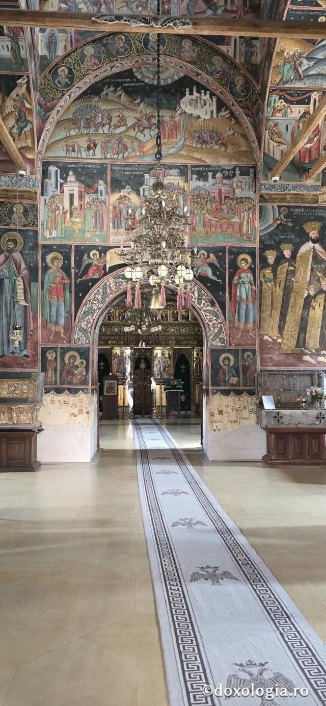 Mănăstirea Hurezi, cea mai importantă ctitorie a domnitorului martir Constantin Brâncoveanu / Foto: Bogdan Zamfirescu Mănăstirea Hurezi