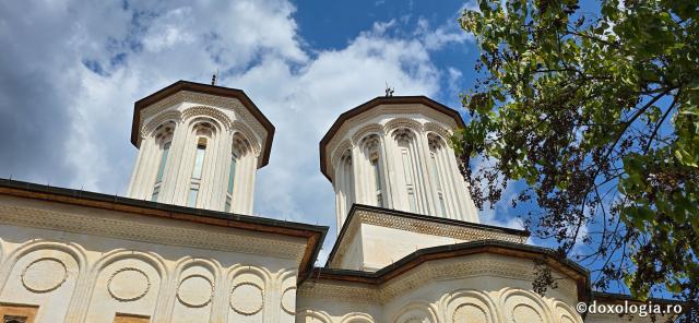 Mănăstirea Hurezi, cea mai importantă ctitorie a domnitorului martir Constantin Brâncoveanu / Foto: Bogdan Zamfirescu Mănăstirea Hurezi