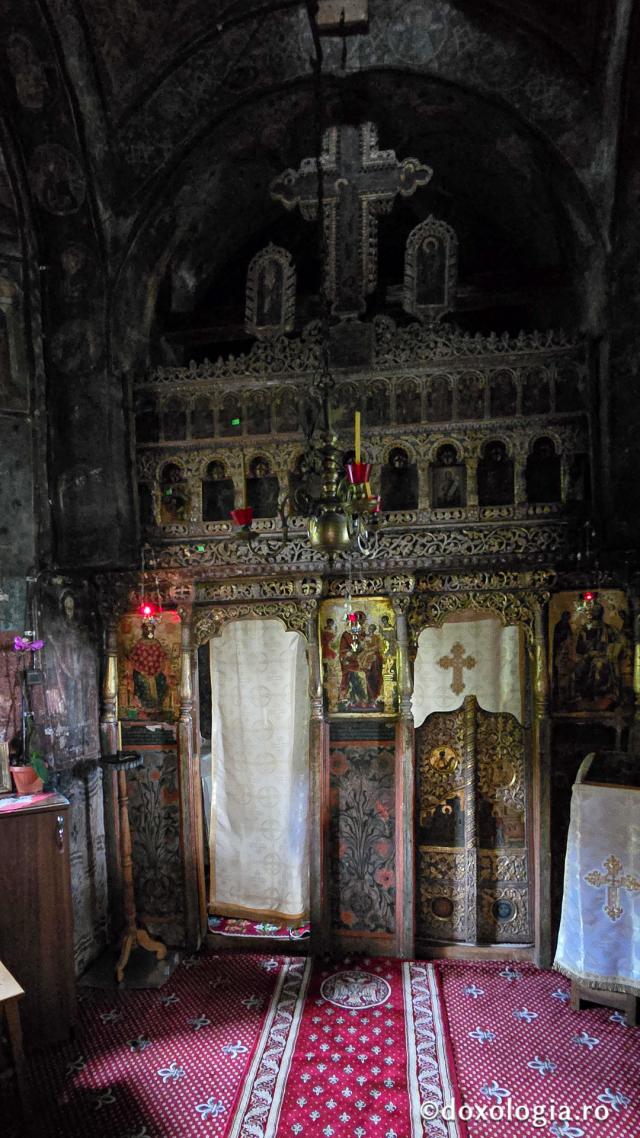 Mănăstirea Păpușa