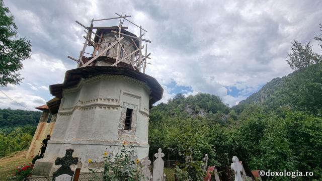 Mănăstirea Păpușa
