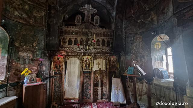 Mănăstirea Păpușa