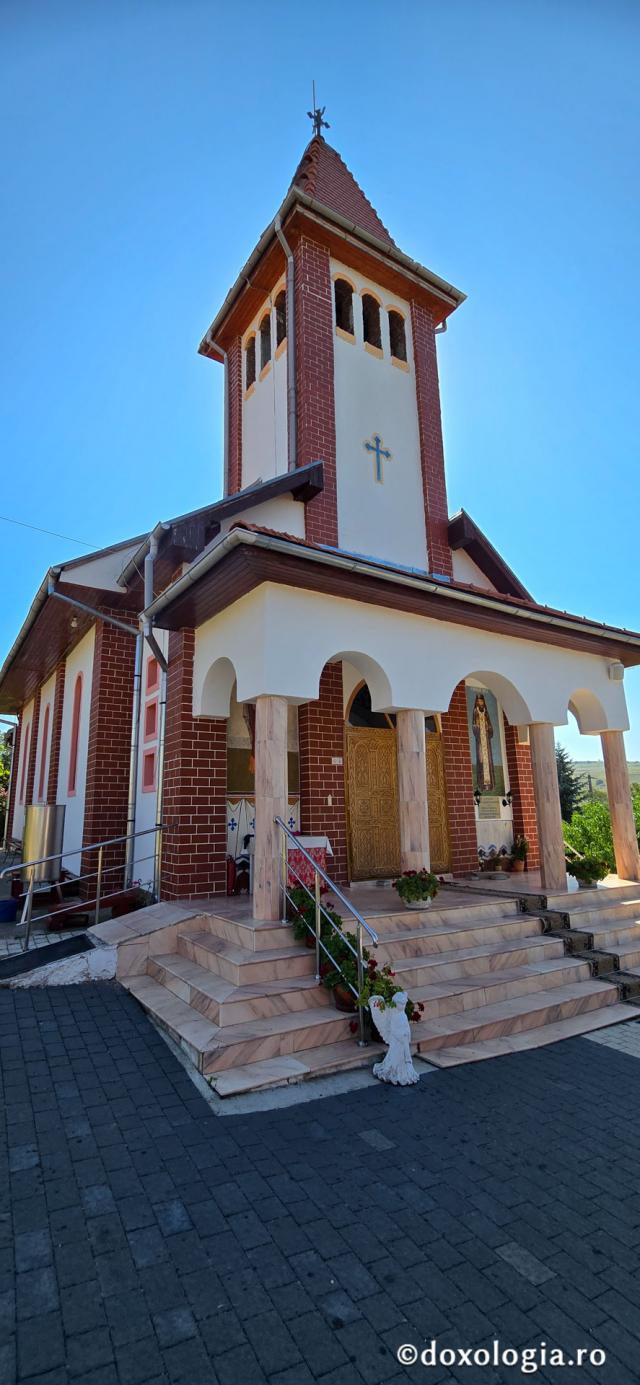 Mănăstirea „Înălțarea Sfintei Cruci” Sădinca