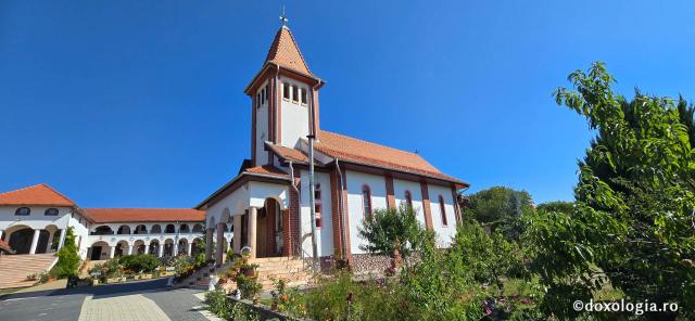 Mănăstirea „Înălțarea Sfintei Cruci” Sădinca