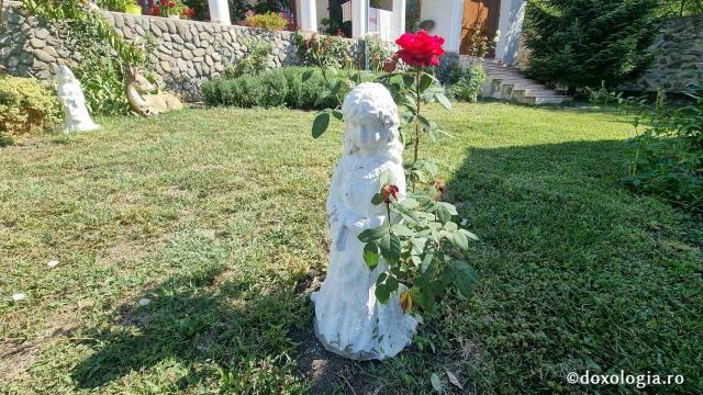 Mănăstirea „Înălțarea Sfintei Cruci” Sădinca