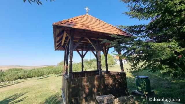 Mănăstirea „Înălțarea Sfintei Cruci” Sădinca