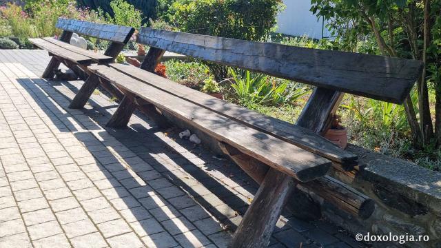 Mănăstirea „Înălțarea Sfintei Cruci” Sădinca