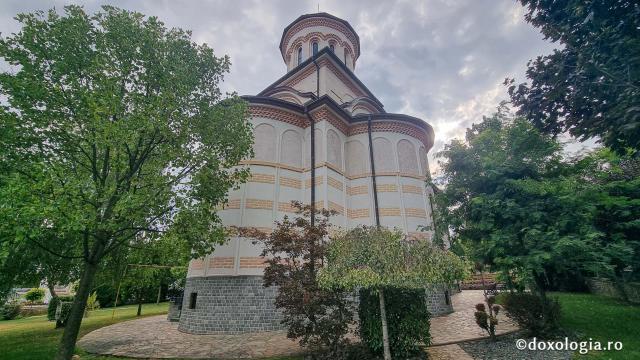 Mănăstirea Sfântul Antim - Troianu – Râmnicu Vâlcea