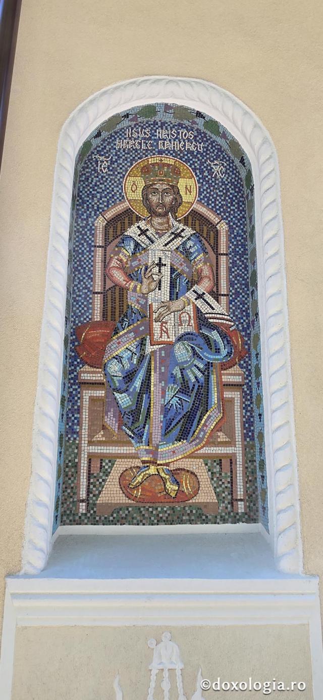 Mănăstirea „Sfântul Mare Mucenic Dimitrie” Sighișoara