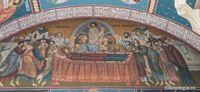 Mănăstirea „Sfântul Mare Mucenic Dimitrie” Sighișoara