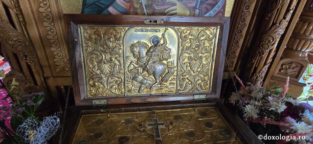 Mănăstirea „Sfântul Mare Mucenic Dimitrie” Sighișoara