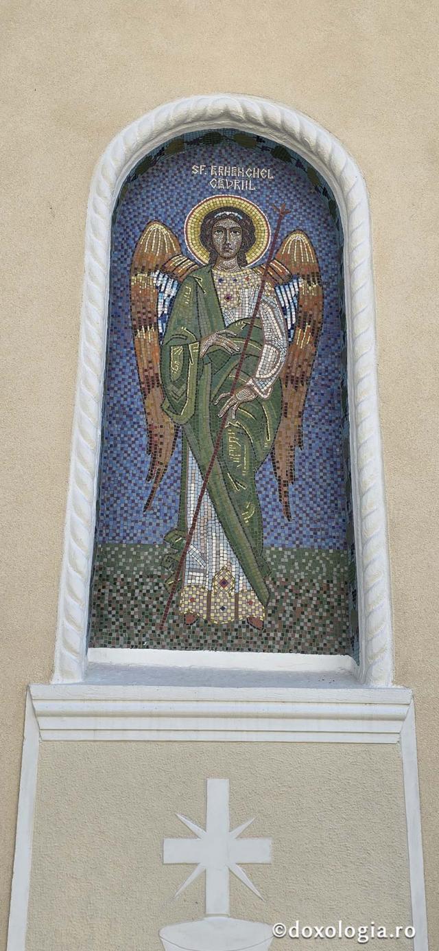 Mănăstirea „Sfântul Mare Mucenic Dimitrie” Sighișoara