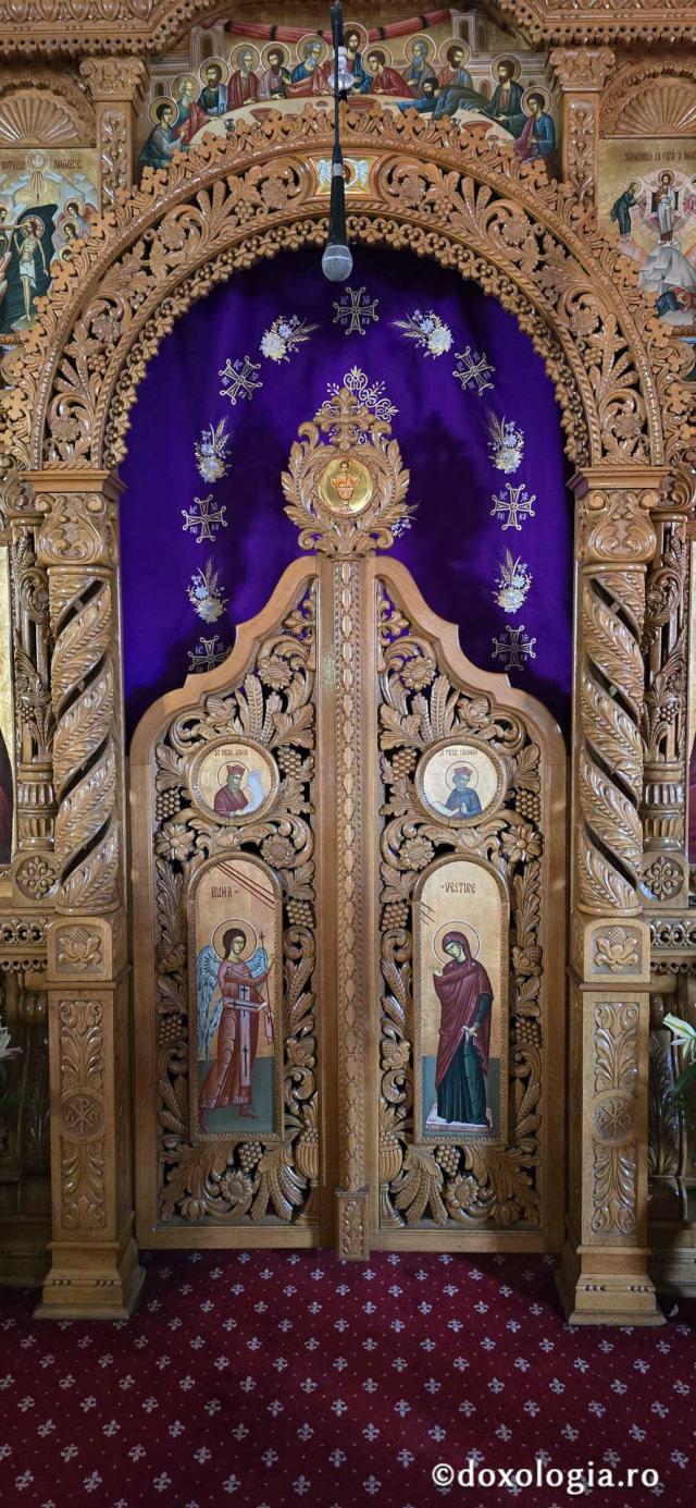 Mănăstirea „Sfântul Mare Mucenic Dimitrie” Sighișoara